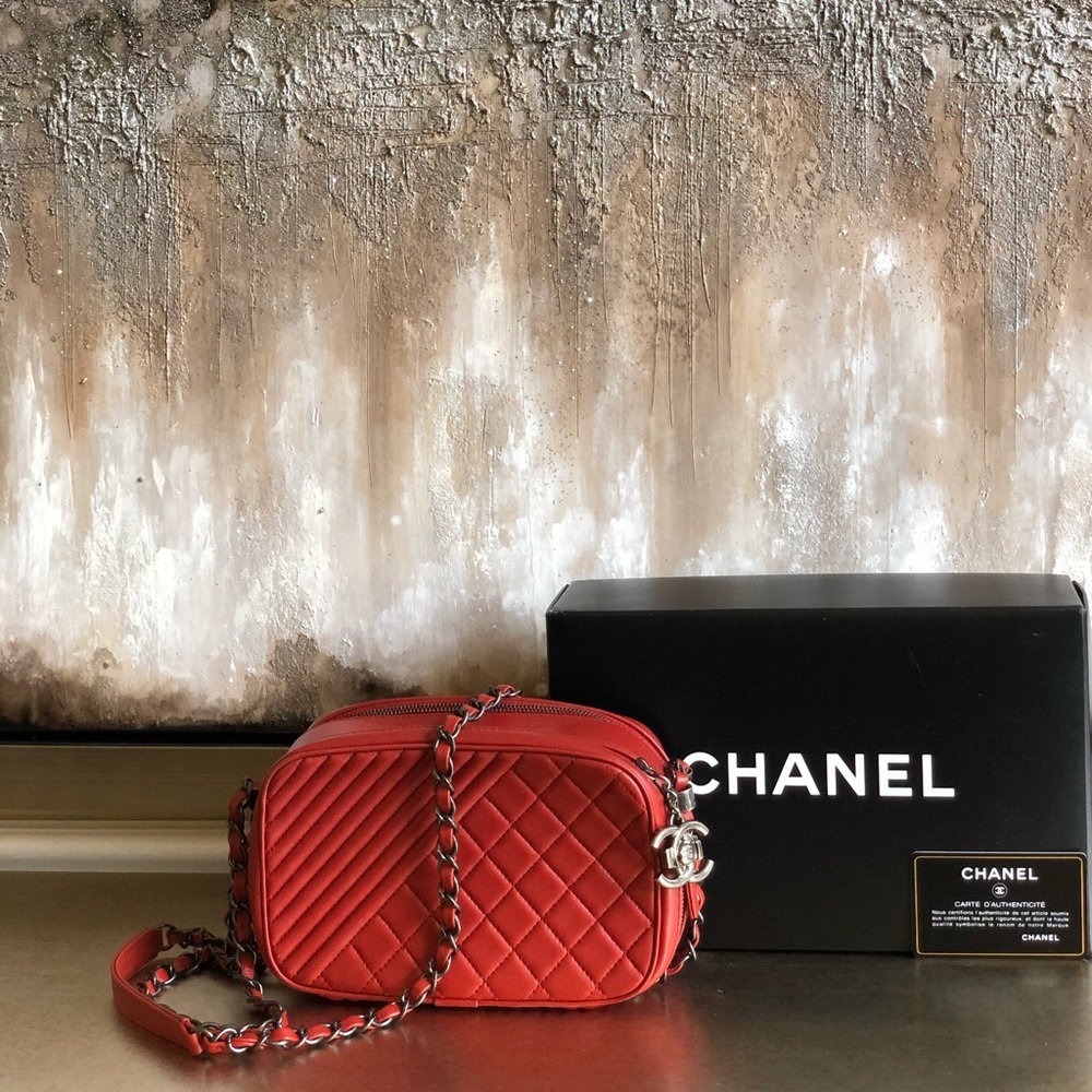CHANEL CROSSBODY BAG - Picture 3 of 11